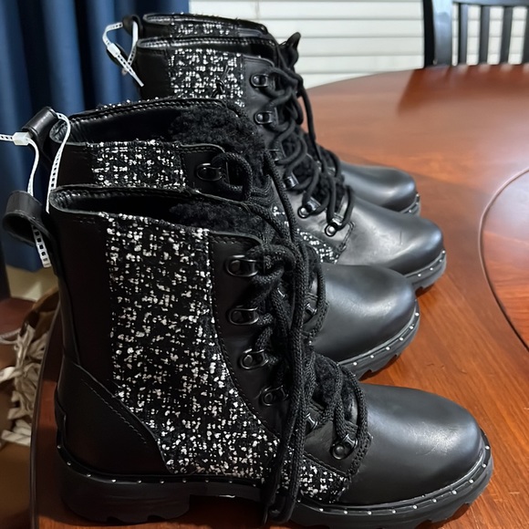 Sorel Lennox lazy Cozy Waterproof Lace-Up Boot - Picture 5 of 12